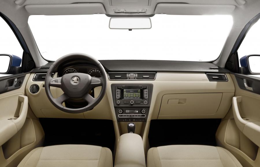  Skoda Rapid 2012 года  (фото 20 из 55)
